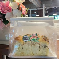 ดุสิตา คอฟฟี่แอนด์เบเกอร์รี่ SDU Library ลำปาง