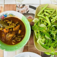 ร้านเจ้เพ็ญข้าวแกงปักษ์ใต้