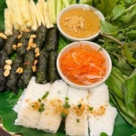 หอมรัญจวน อาหารไทย-เวียดนาม บางรัก