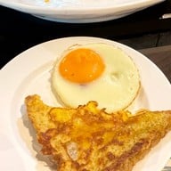 At Rice Restaurant & Cafe