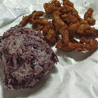 ข้าวเหนียวหน้าหมู คุณตา รถไฟฟ้าพญาไท