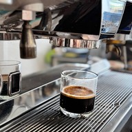 บาสต้าคาฟ่ คลอง4