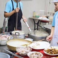 ข้าวต้มปลากิมโป้ (เฮียฮ้อ) เจริญกรุง เจริญกรุง