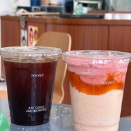 nocafe.justcoffeeandbreakfast In-house