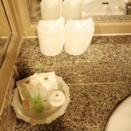Ploy Palace Hotel