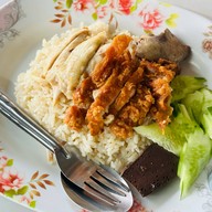 โดมข้าวมันไก่