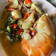 เจริญรส บุฟเฟ่ต์อาหารไทย ในร้าน มาร์ท&เมย์