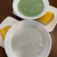 ป๊อปสเต็กแอนด์มอร์ -