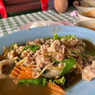 เจริญรส บุฟเฟ่ต์อาหารไทย ในร้าน มาร์ท&เมย์