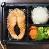 แซลมอนข้าวสวย