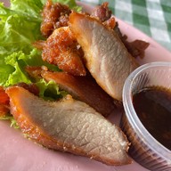 เจริญรส บุฟเฟ่ต์อาหารไทย ในร้าน มาร์ท&เมย์