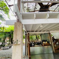 ร้านกาแฟ ใสใส