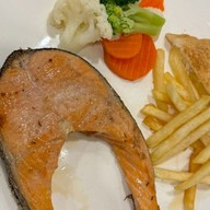 OKสเต๊กสาขาเคหะร่มเกล้า เคหะร่มเกล้า