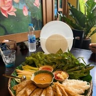 หอมรัญจวน อาหารไทย-เวียดนาม บางรัก