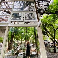 ร้านกาแฟ ใสใส