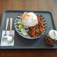 ปากซอย 4