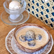 เมนูของร้าน Yoong Khao Hom แอมพาร์ค จุฬา