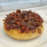 เมนูของร้าน John Donut โรงพยาบาลเวชธานี