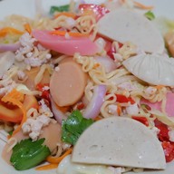 ร้านยำ ตำแซ่บ