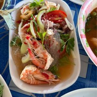 ร้านมุมลับราดหน้านายซอ
