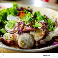 ครัวลุงหมึกป้าหลอดซีฟู้ดส์