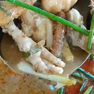 ป้าต้อยขนมจีน-ส้มตำ-ยำ-ต้มเลือดหมูก๋วยเตี๋ยว