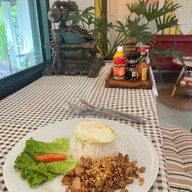 Kangwan Cafe & Bistro