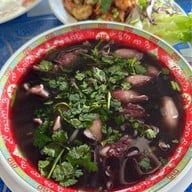 ร้านมุมลับราดหน้านายซอ