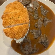 ข้าวแกงกะกรี่ญี่ปุ่น Nihachi Ari (ตึกพหลโยธินเพลสชั้น2)
