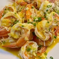 อ่าวทะเลซีฟู้ด บางเสร่