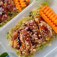 ล้านเฮียฟิวส์ บะหมี่ไก่เทริยากิ