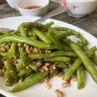 บุญ เรสเตอรองท์ 食得福 สีลม