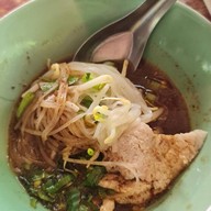 เมนูของร้าน ก๋วยเตี๋ยวเรือคลองสระบัว