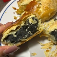 ขนมเปี๊ยะ ท่าดินแดง