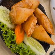 เอี่ยวไถ่ สุกี้โบราณ ปิ่นเกล้า