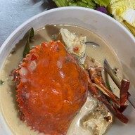 อ่าวทะเลซีฟู้ด บางเสร่