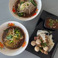 ก๋วยเตี๋ยวเรือหนิงโหน่ง