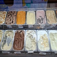 Scoopi Ice Cream Cafe'