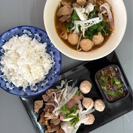 ก๋วยเตี๋ยวเรือหนิงโหน่ง