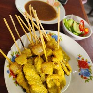 ฉลวยโภชนา