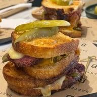 BARTELS Sukhumvit - Sourdough Sandwiches, Coffee & Juicery พร้อมพงษ์