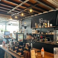 Rosetta Pad Riew เทพคุณากร