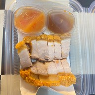 เมนูของร้าน ข้าวหมูแดง - หมูกรอบเหนือชั้น -