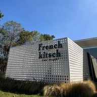 หน้าร้าน French Kitsch Cafe French Kitsch Cafe' Project [Flagship Store]