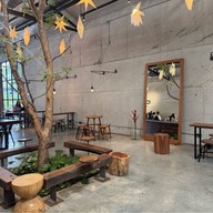 LOT89 Cafe