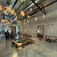 LOT89 Cafe