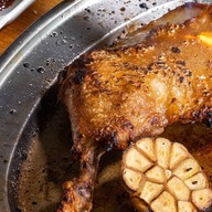 Minami at Ari Minami at Ari