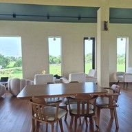 บรรยากาศ Be Your Own Coffee & Bar -