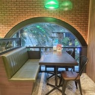 เนื้อแท้ Exchange Tower