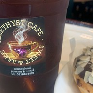 อเมทิสต์ คาเฟ่ เขาชีจรรย์ (Amethyst Cafe Khao Chi Chan) ไม่มี